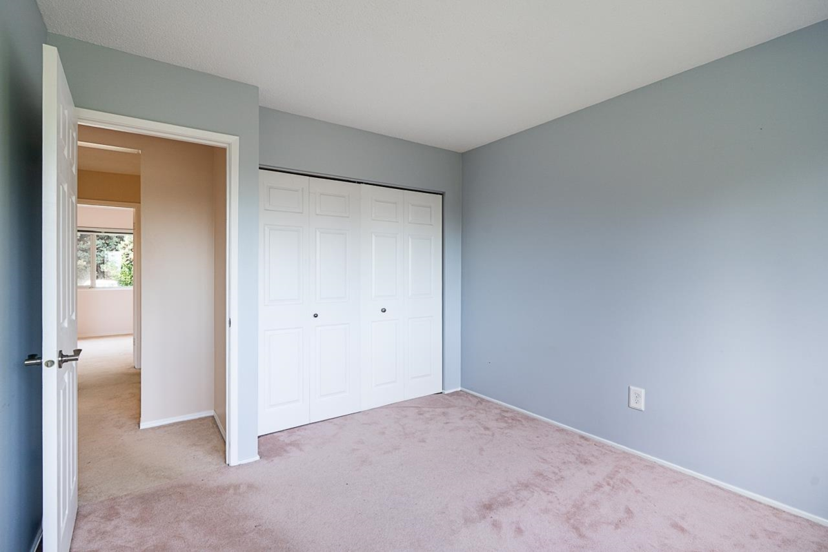 Powder Room Photo of 1031 Cecile Drive, Port Moody, BC