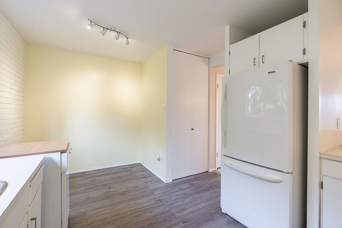 Primary Bathroom Photo of 1031 Cecile Drive, Port Moody, BC