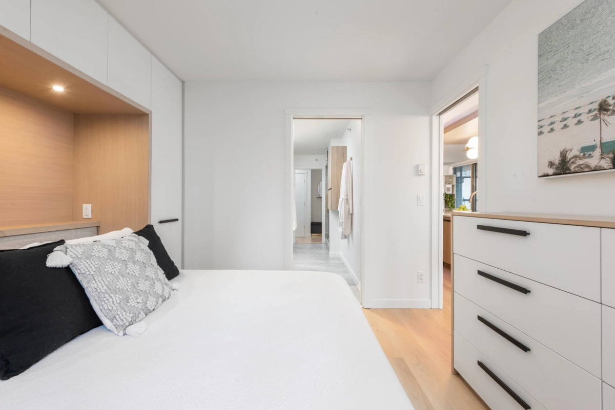 Primary Bathroom Photo of 1203 969 Richards Street, Vancouver, BC