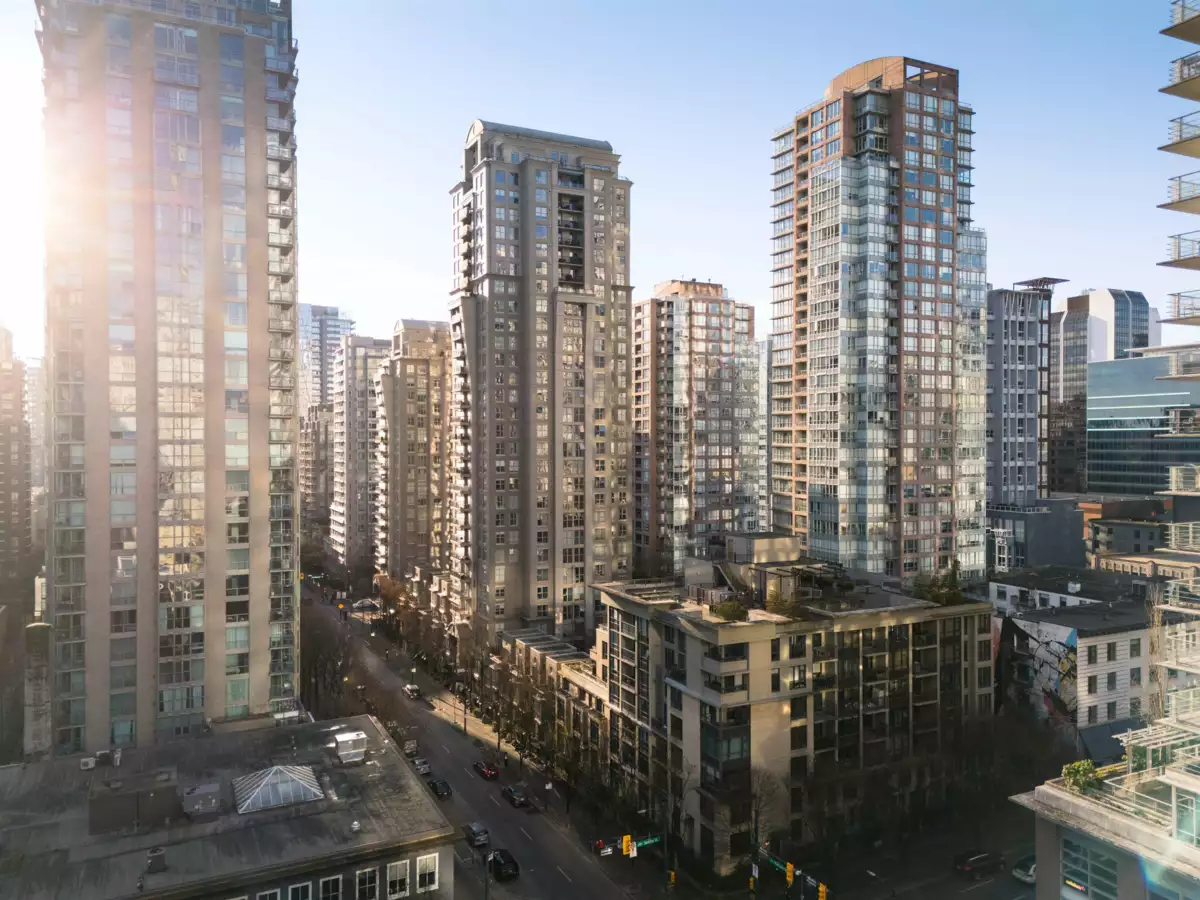 Staircase Photo of 1203 969 Richards Street, Vancouver, BC