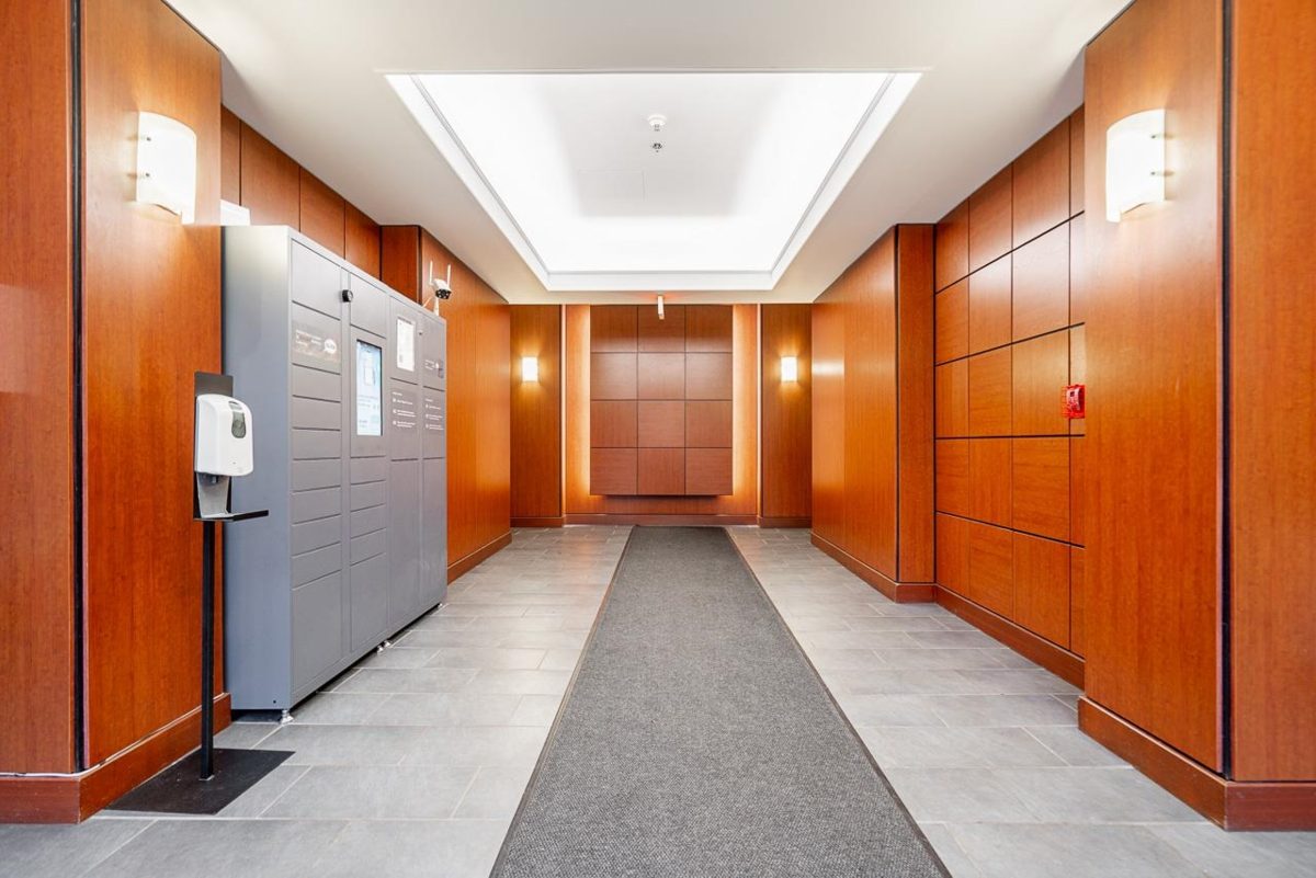 Dining Area Photo of 507 814 Royal Avenue, New Westminster, BC