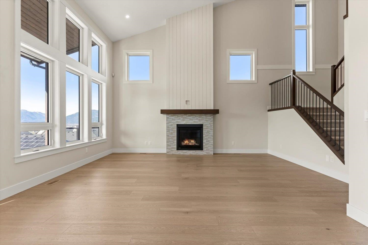 Breakfast Nook Photo of 8517 Nixon Road, Chilliwack, BC