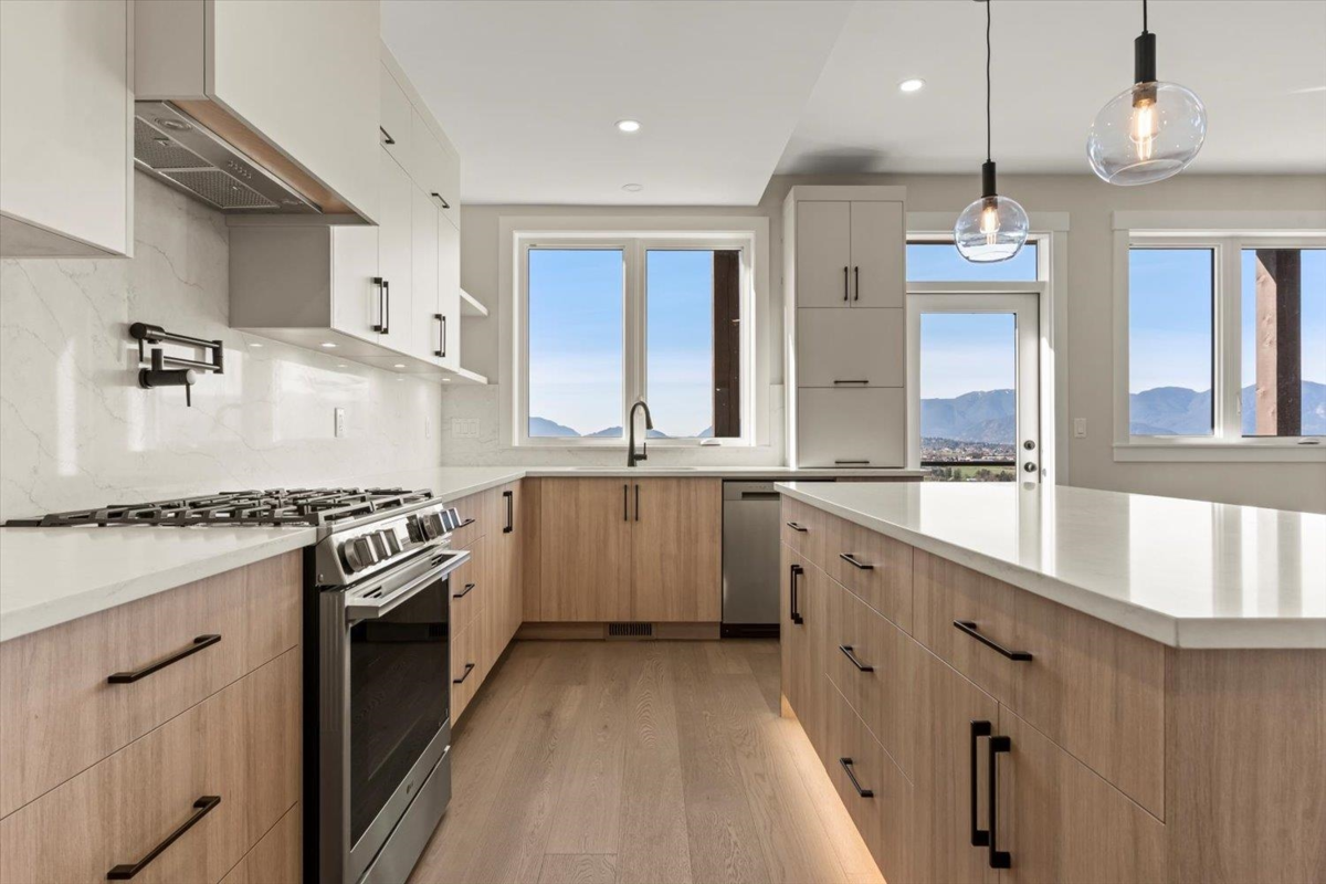 Family Room Photo of 8517 Nixon Road, Chilliwack, BC