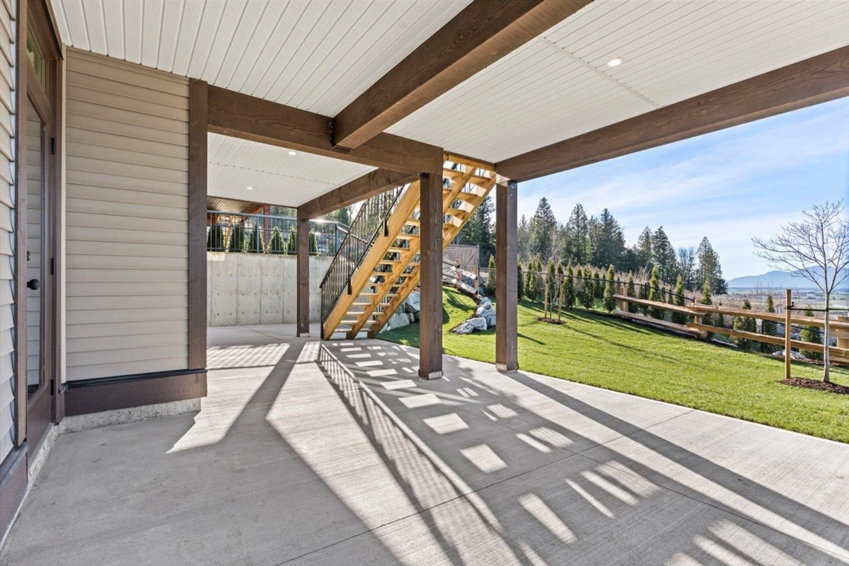 Front Yard Photo of 8517 Nixon Road, Chilliwack, BC