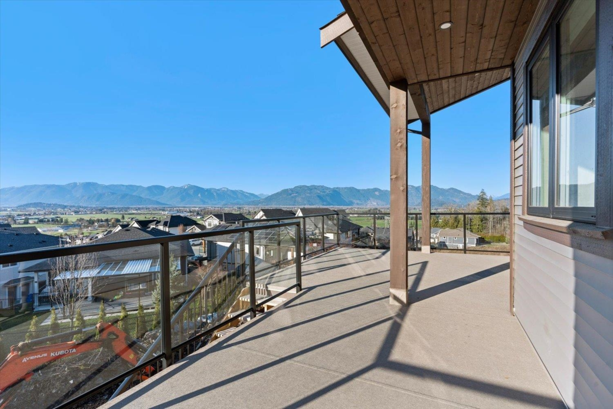 Garden / Landscaping Photo of 8517 Nixon Road, Chilliwack, BC