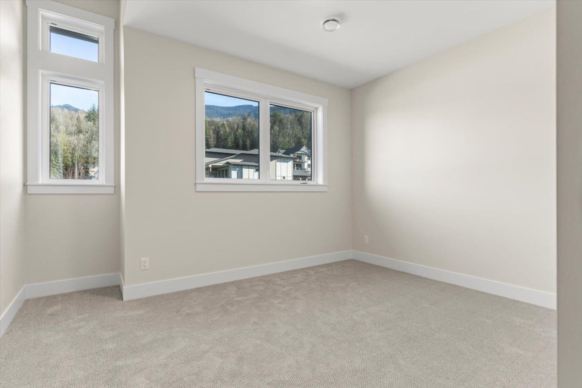 Hallway Photo of 8517 Nixon Road, Chilliwack, BC