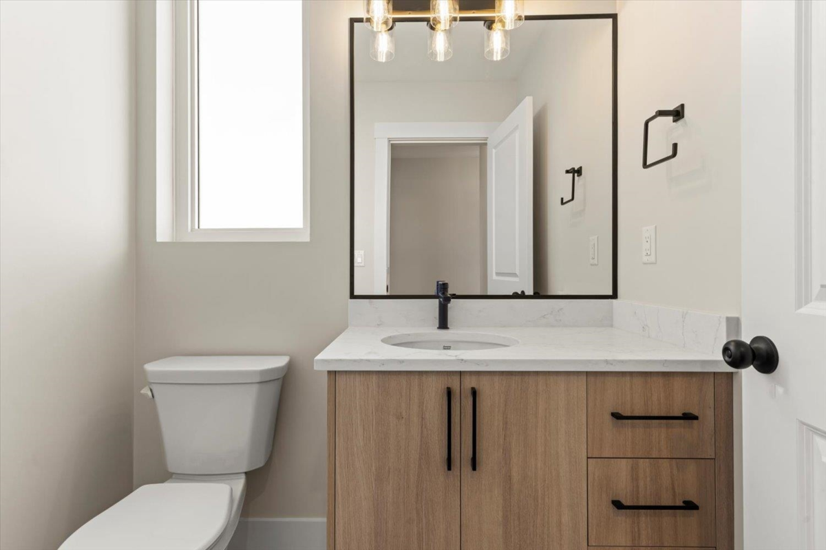 Powder Room Photo of 8517 Nixon Road, Chilliwack, BC