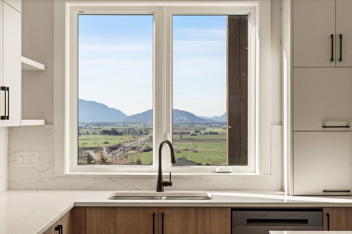 Primary Bedroom Photo of 8517 Nixon Road, Chilliwack, BC