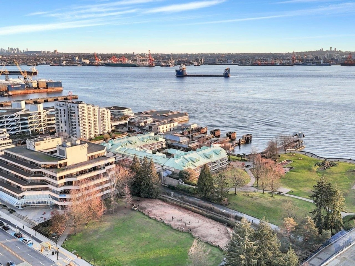 Street View Photo of 1306 33 Chesterfield Place, North Vancouver, BC
