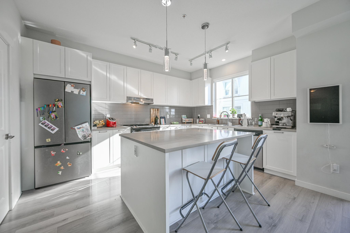 Walk-In Closet Photo of 151 8335 Nelson Street, Mission, BC