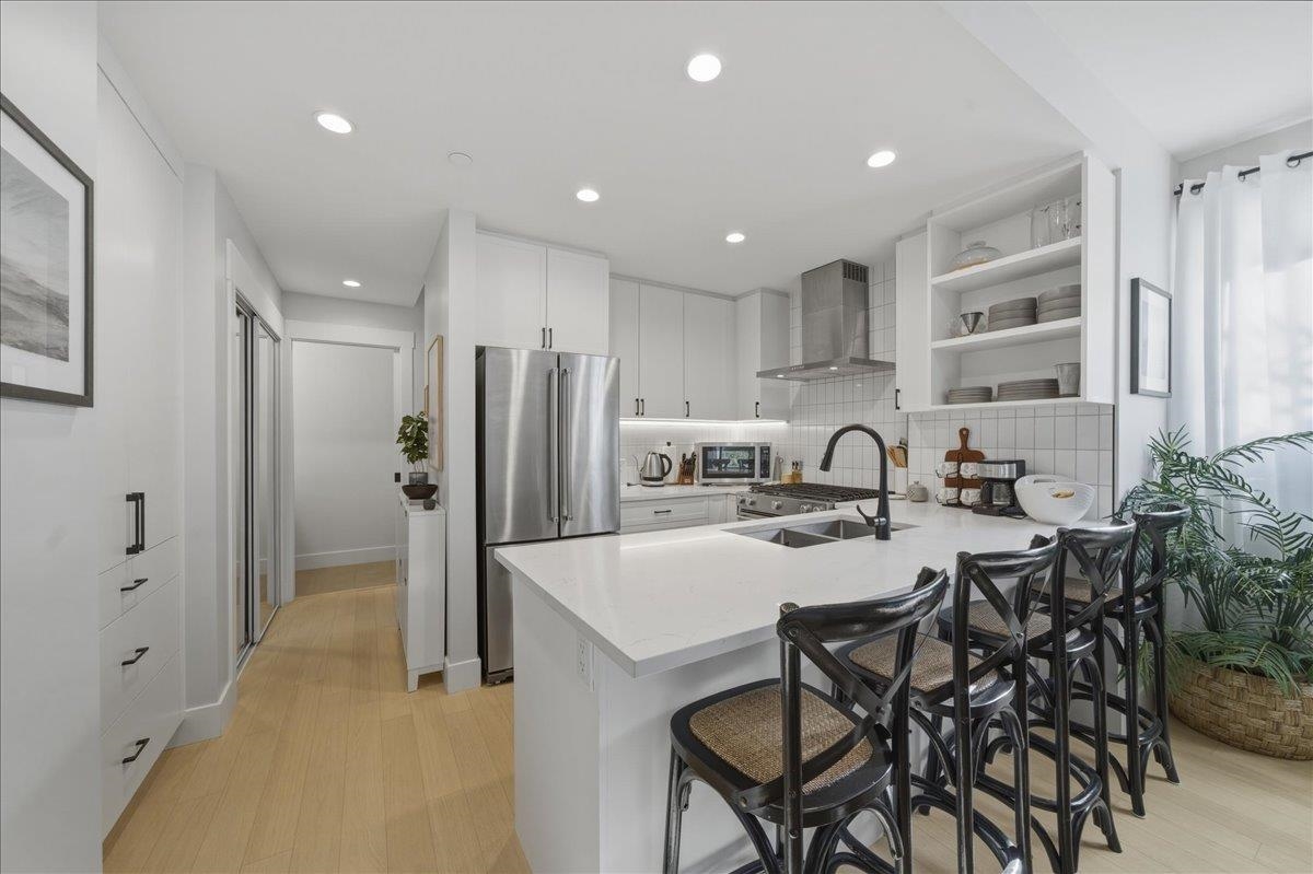 Breakfast Nook Photo of 123 12040 Plaza Street, Maple Ridge, BC