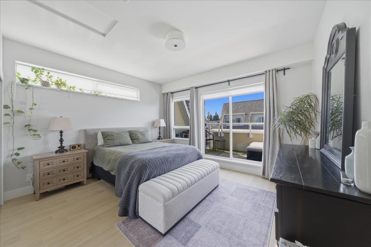 Powder Room Photo of 123 12040 Plaza Street, Maple Ridge, BC