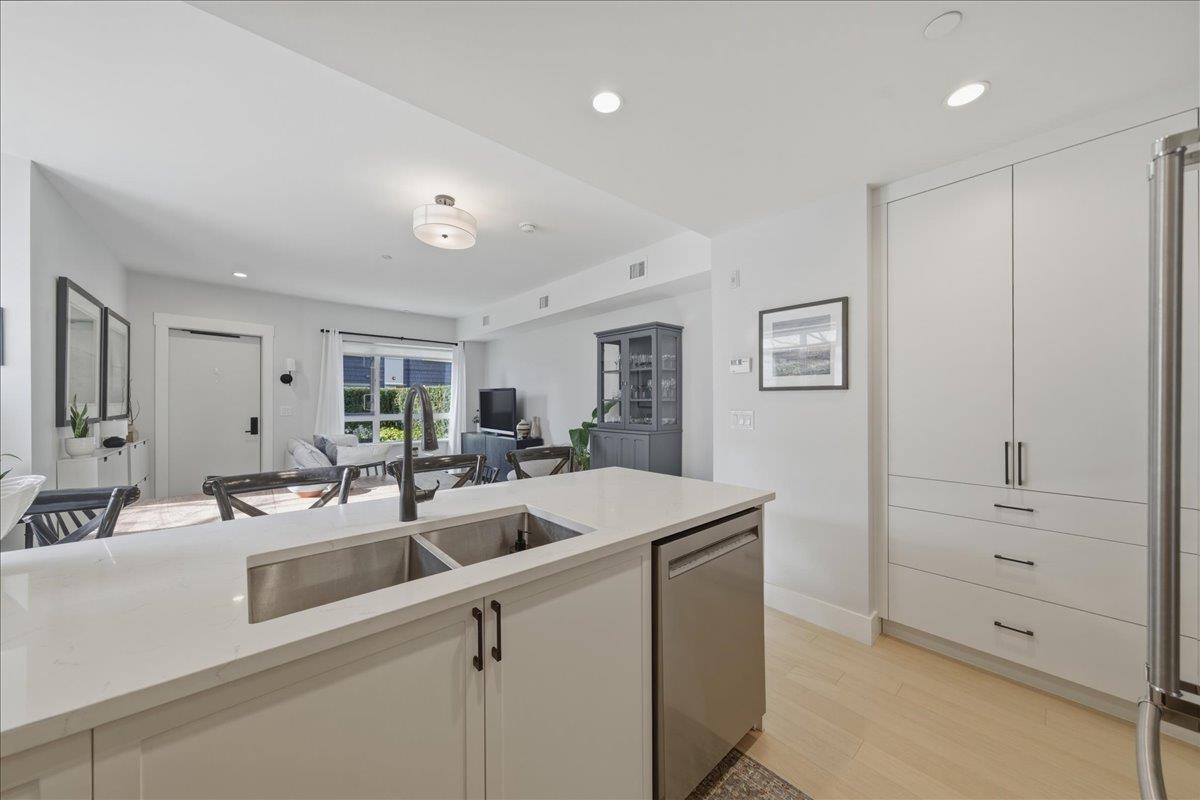 Walk-In Closet Photo of 123 12040 Plaza Street, Maple Ridge, BC