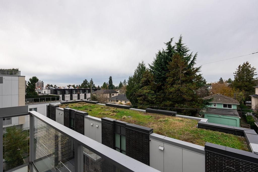 Entry Foyer Photo of 401 6733 Cambie Street, Vancouver, BC