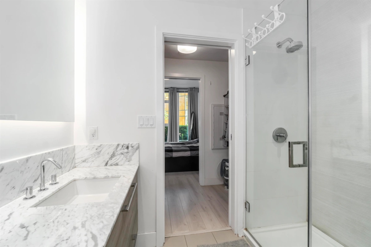 Kitchen Island Photo of 402 7388 Kingsway, Burnaby, BC