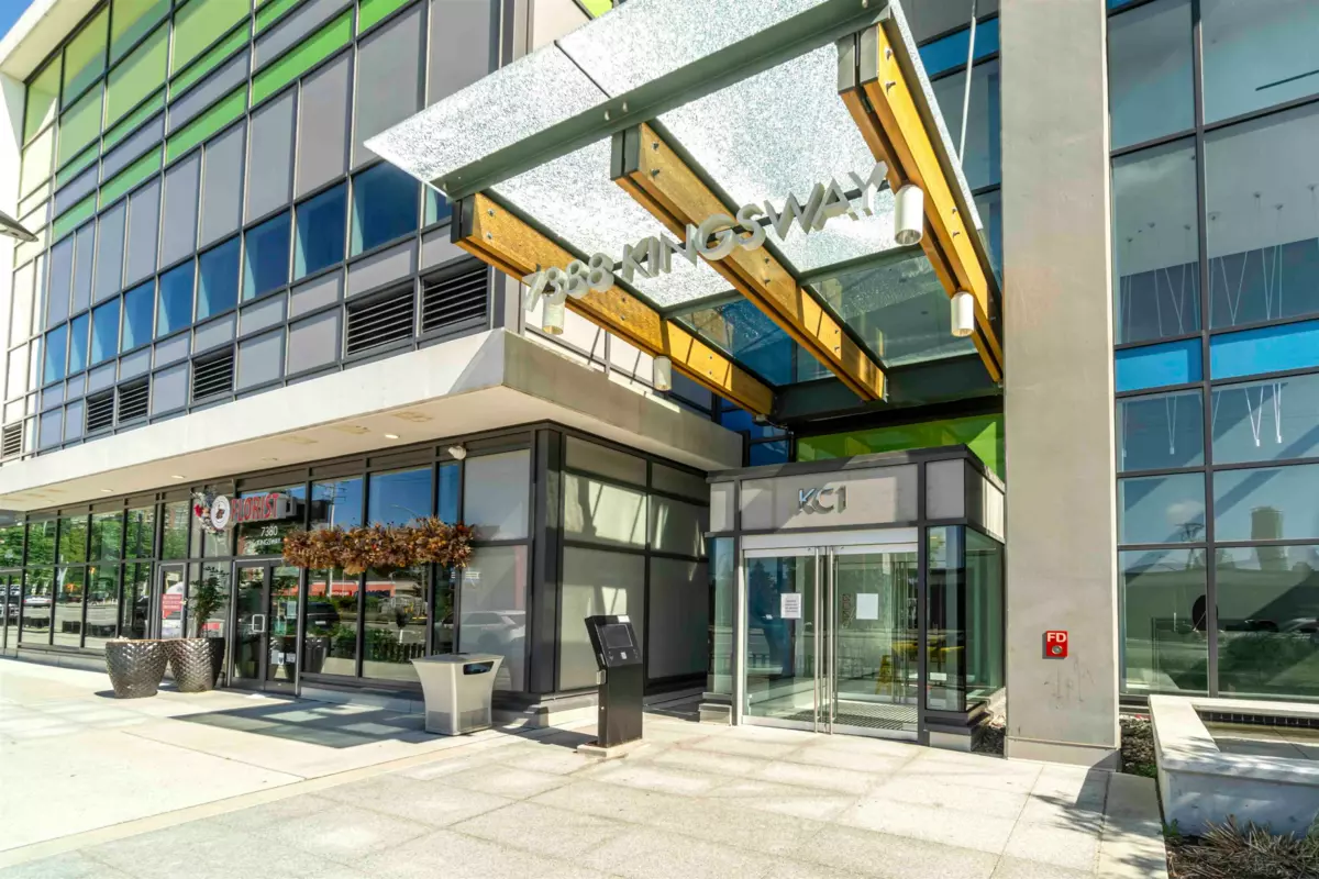 Office / Den Photo of 402 7388 Kingsway, Burnaby, BC