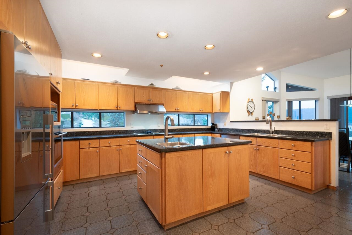 Bedroom 3 Photo of 1605 Lockehaven Road, North Vancouver, BC