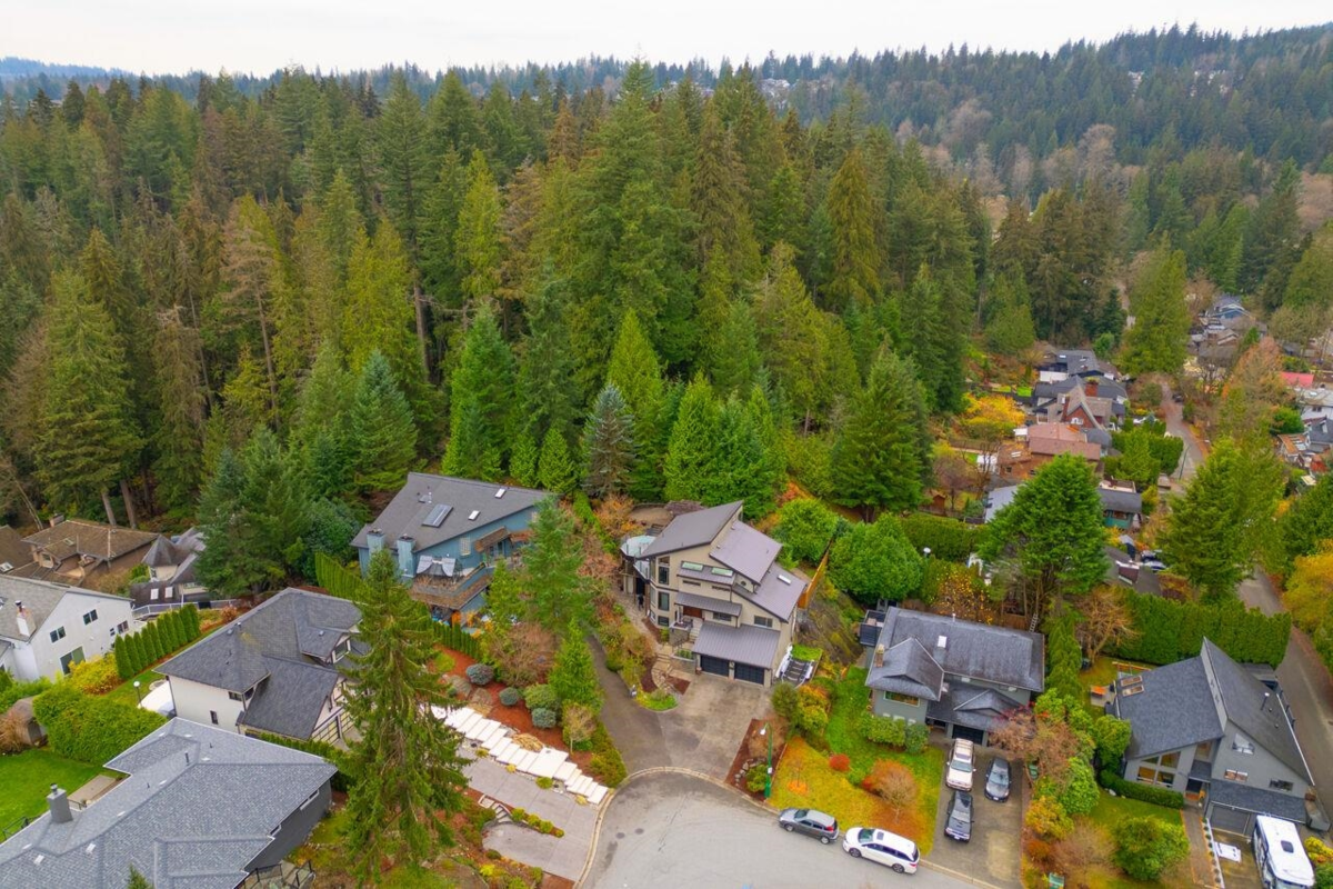 Community Amenities Photo (Clubhouse) of 1605 Lockehaven Road, North Vancouver, BC