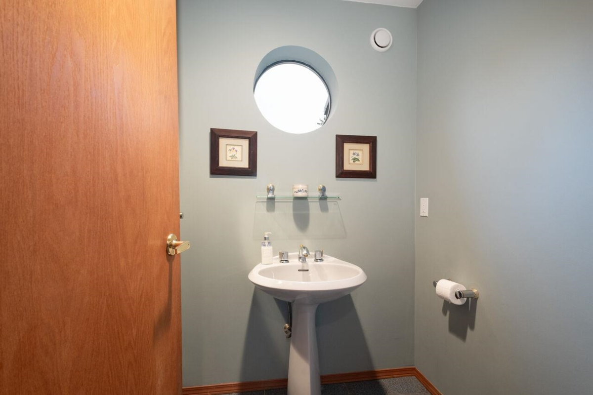 Staircase Photo of 1605 Lockehaven Road, North Vancouver, BC