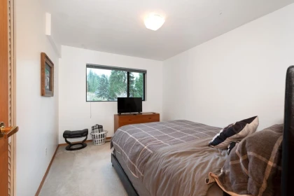 Mudroom Photo of 1605 Lockehaven Road, North Vancouver, BC