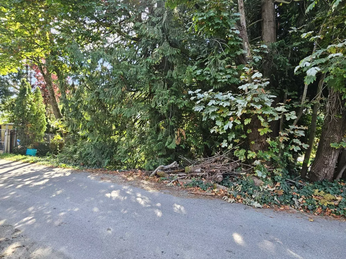 Pantry Photo of 4505 Marine Drive, Burnaby, BC