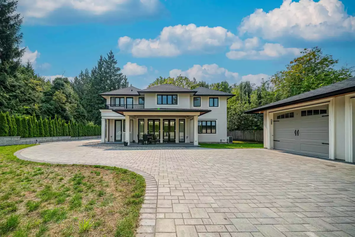 Family Room Photo of 1048 Handsworth Road, North Vancouver, BC