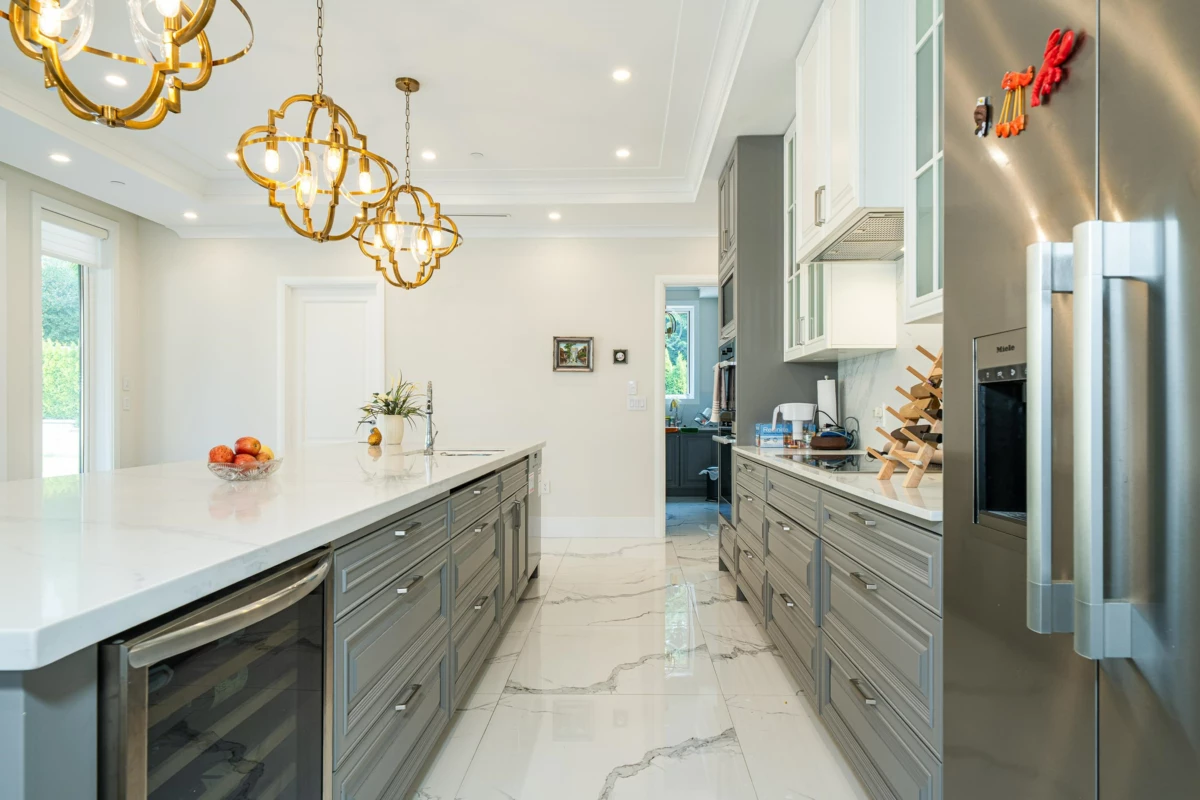 Garage Interior Photo of 1048 Handsworth Road, North Vancouver, BC