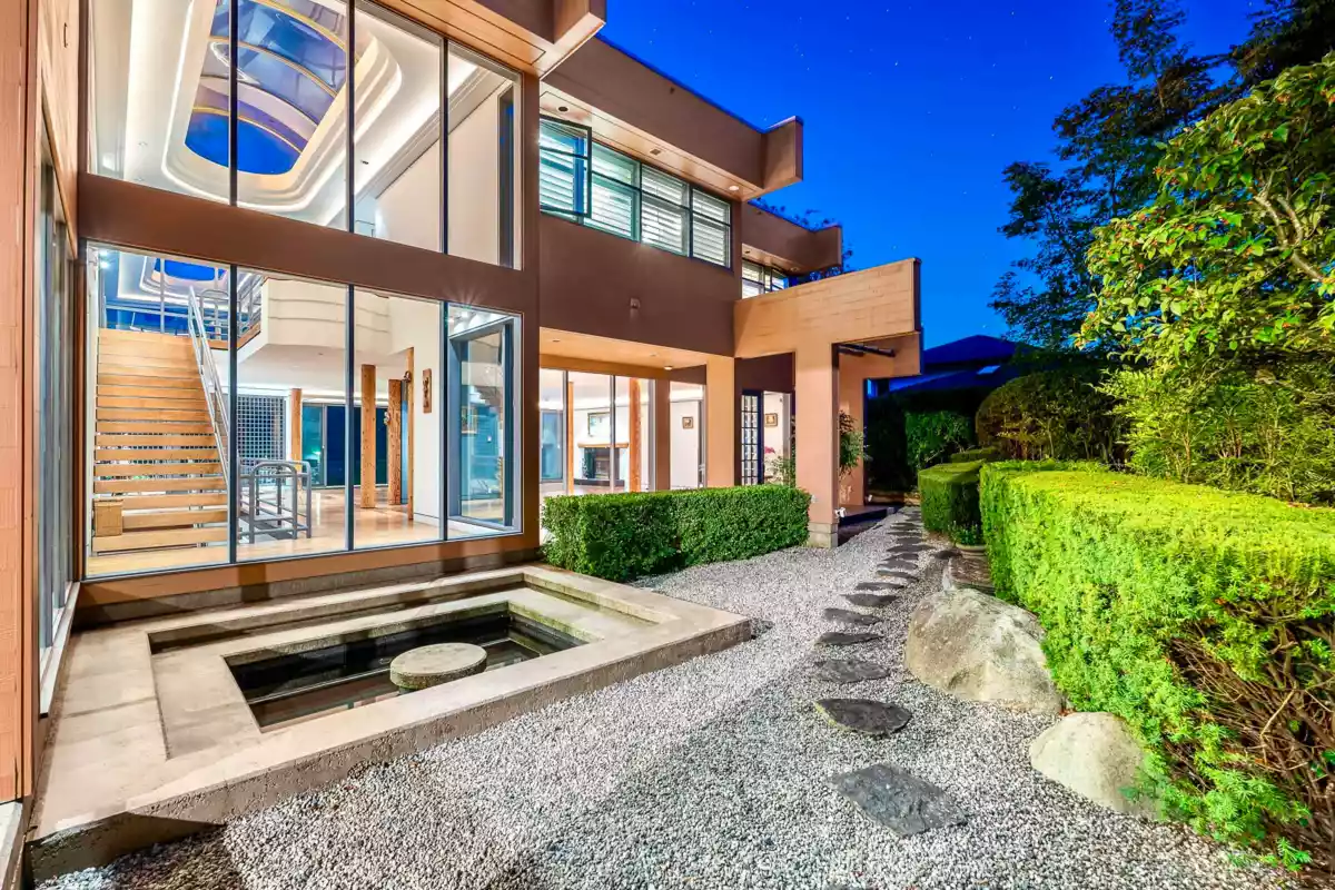 Neighborhood Park Photo Near 687 Beachview Drive, North Vancouver, BC