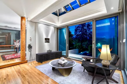 Breakfast Nook Photo of 687 Beachview Drive, North Vancouver, BC