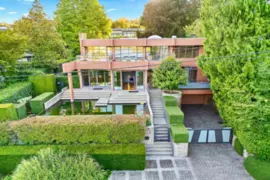 687 Beachview Drive, North Vancouver, BC