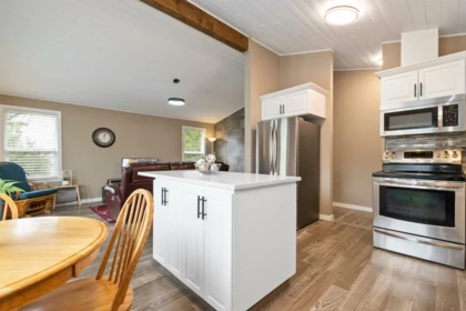 45258 Crescent Drive, Chilliwack, BC, Chilliwack — Single Family Residence for sale