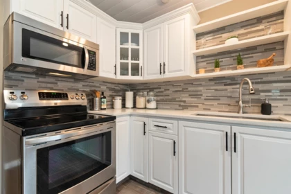 45258 Crescent Drive, Chilliwack, BC, Chilliwack — Single Family Residence for sale