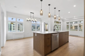 305 46185 Thomas Road, Chilliwack, BC