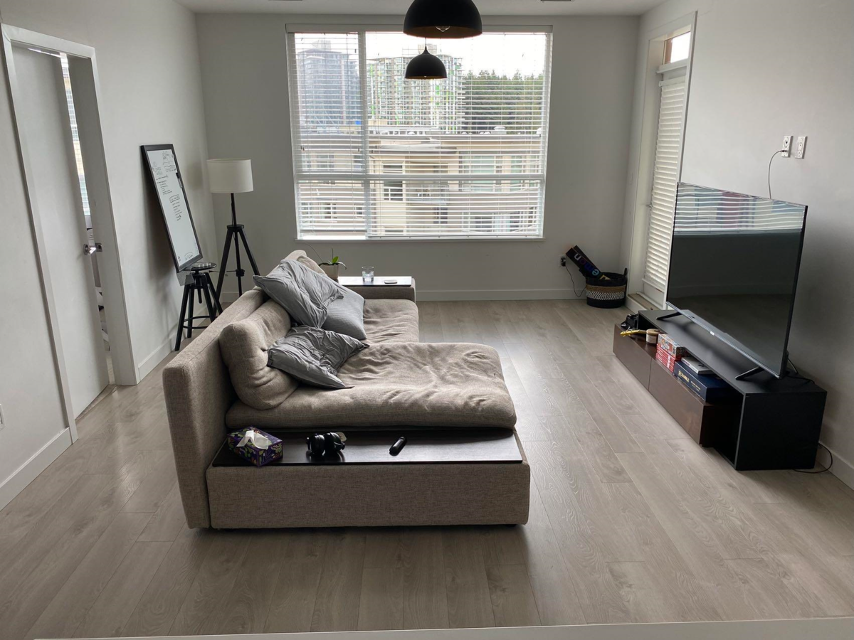 Living Room Photo of PH9 3581 Ross Drive, Vancouver, BC