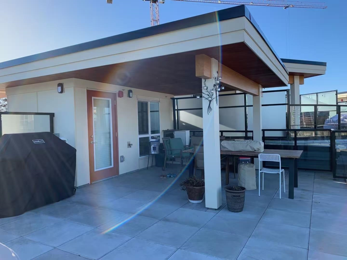 Powder Room Photo of PH9 3581 Ross Drive, Vancouver, BC