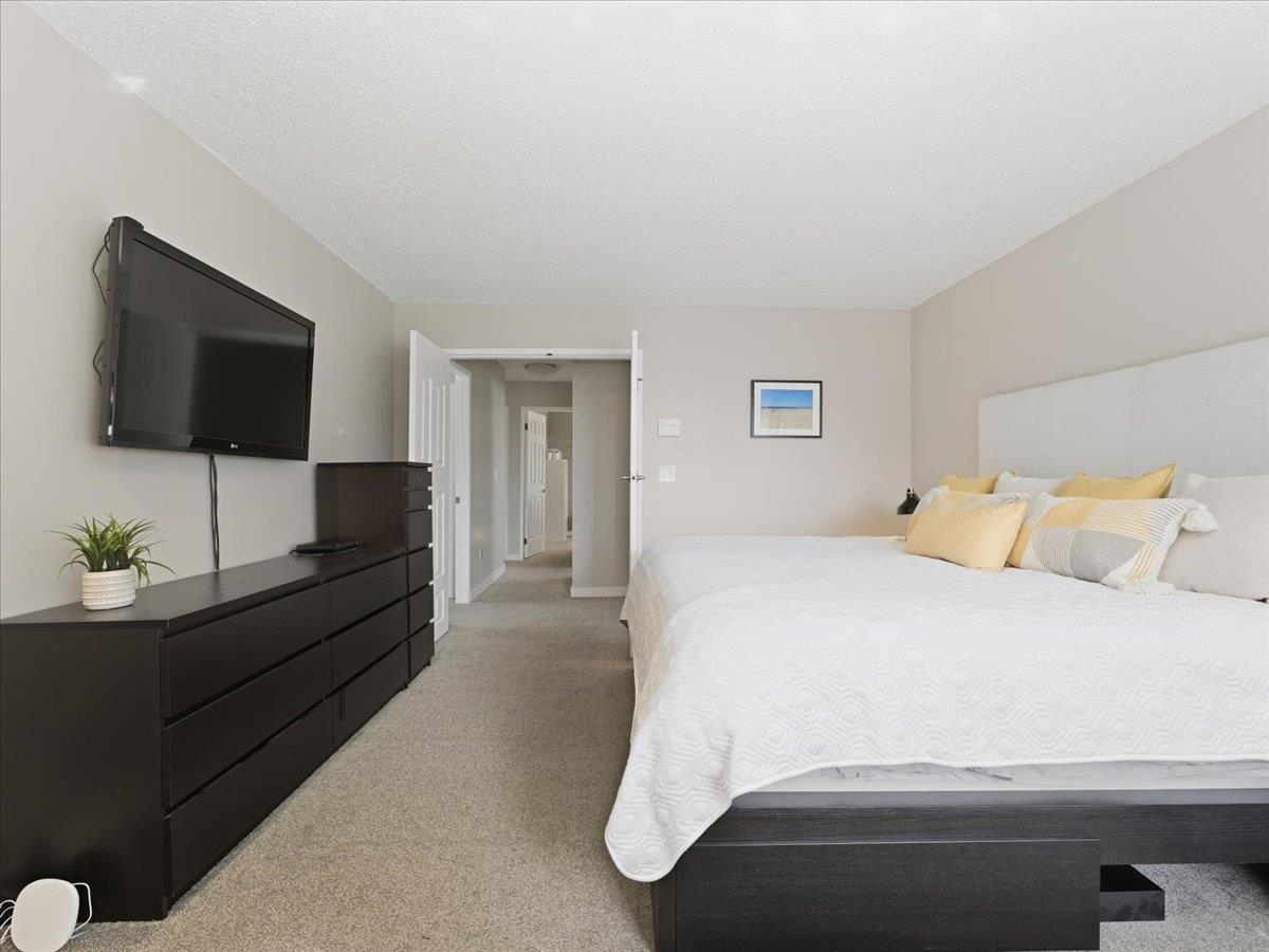 Basement Recreation Room Photo of 385 Hickey Drive, Coquitlam, BC