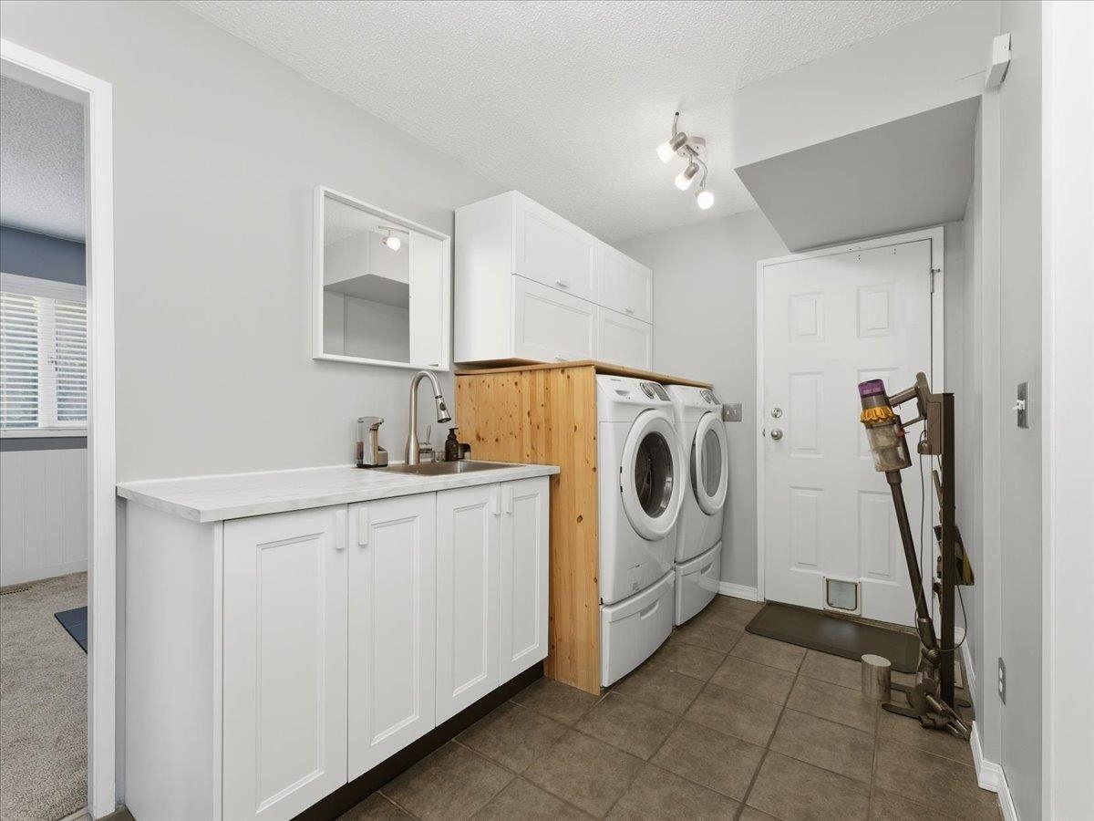 Powder Room Photo of 385 Hickey Drive, Coquitlam, BC