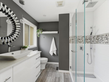 Entry Foyer Photo of 385 Hickey Drive, Coquitlam, BC