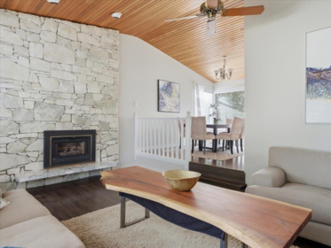 Primary Bedroom Photo of 385 Hickey Drive, Coquitlam, BC