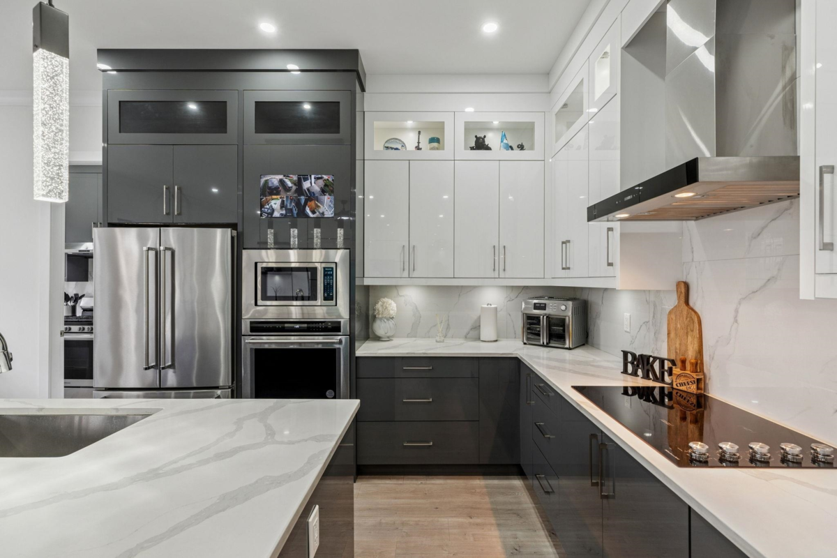 Breakfast Nook Photo of 8369 209b Street, Langley, BC