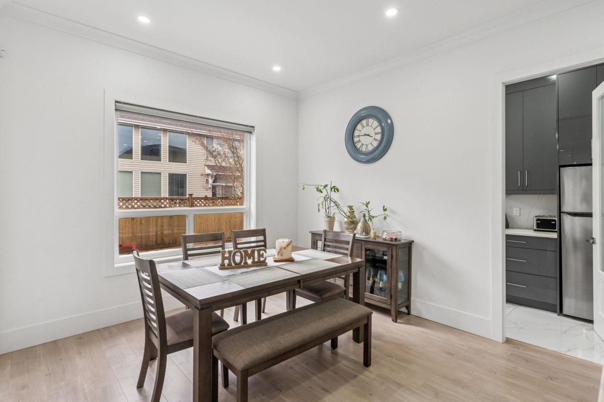 Kitchen Photo of 8369 209b Street, Langley, BC