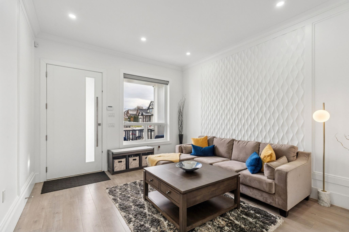 Staircase Photo of 8369 209b Street, Langley, BC