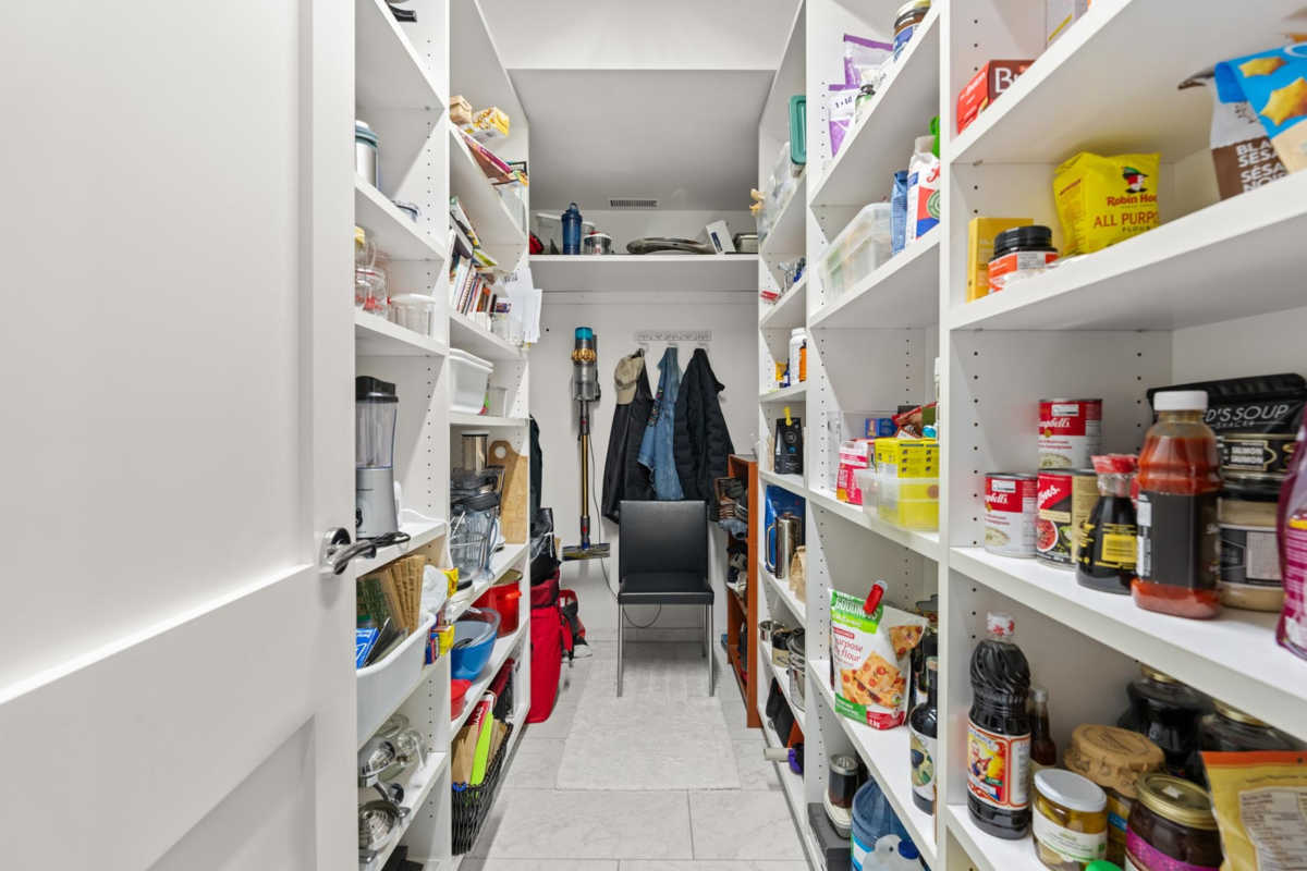 Backyard Photo of 15461 18th Avenue, Surrey, BC