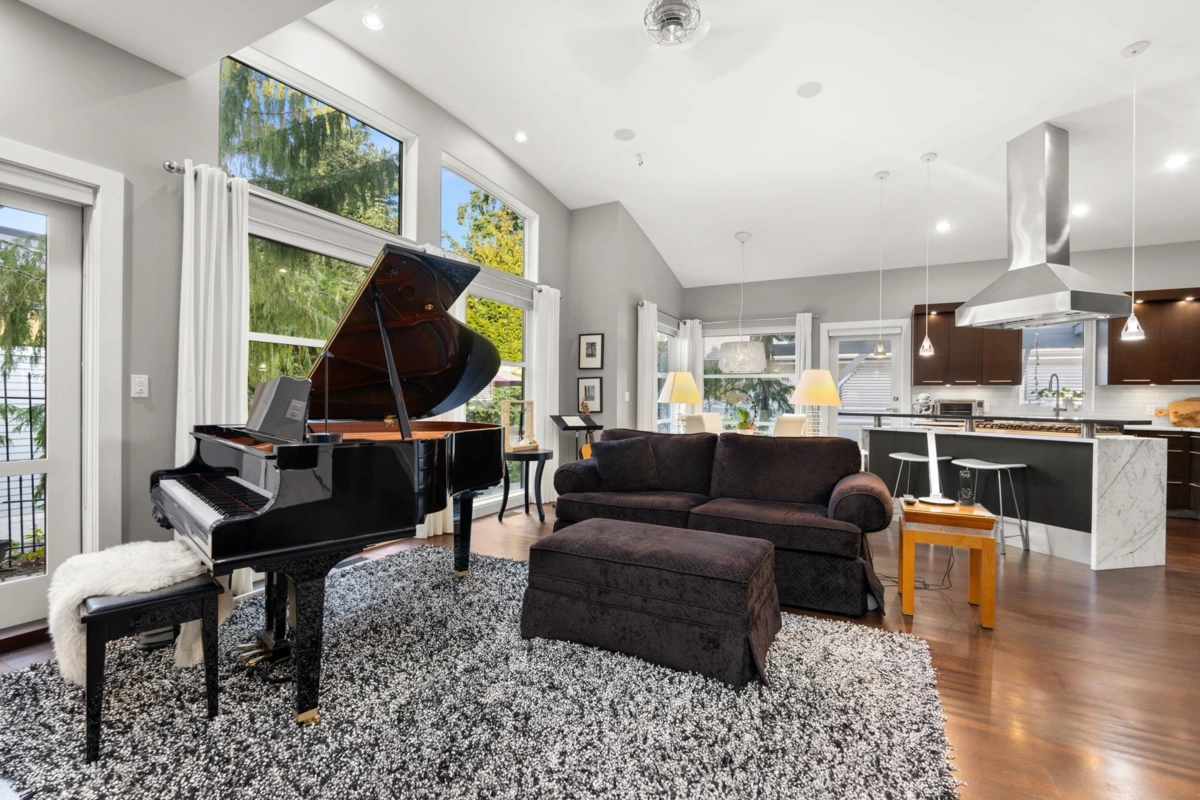 Loft / Bonus Room Photo of 15461 18th Avenue, Surrey, BC