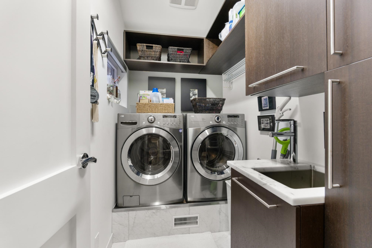 Outdoor Deck Photo of 15461 18th Avenue, Surrey, BC