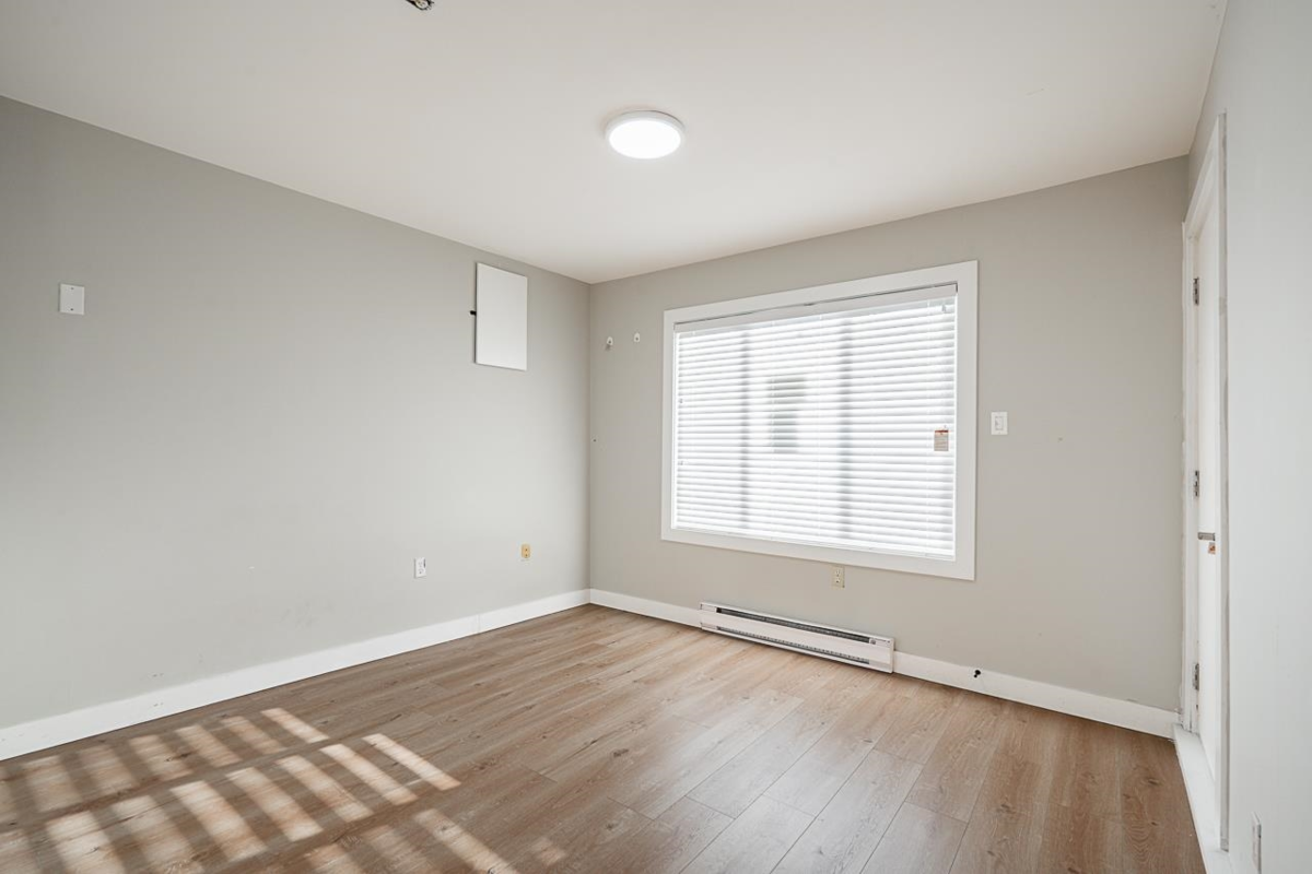 Basement Recreation Room Photo of 13261 66b Avenue, Surrey, BC