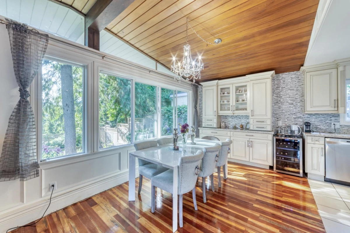 Dining Area Photo of 990 Kinsac Street, Coquitlam, BC