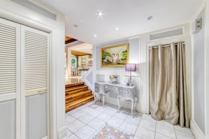 Breakfast Nook Photo of 990 Kinsac Street, Coquitlam, BC