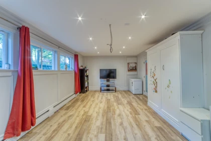 Primary Bedroom Photo of 990 Kinsac Street, Coquitlam, BC