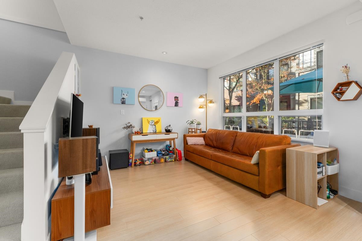 Living Room Photo of 13 3508 Mt Seymour Parkway, North Vancouver, BC